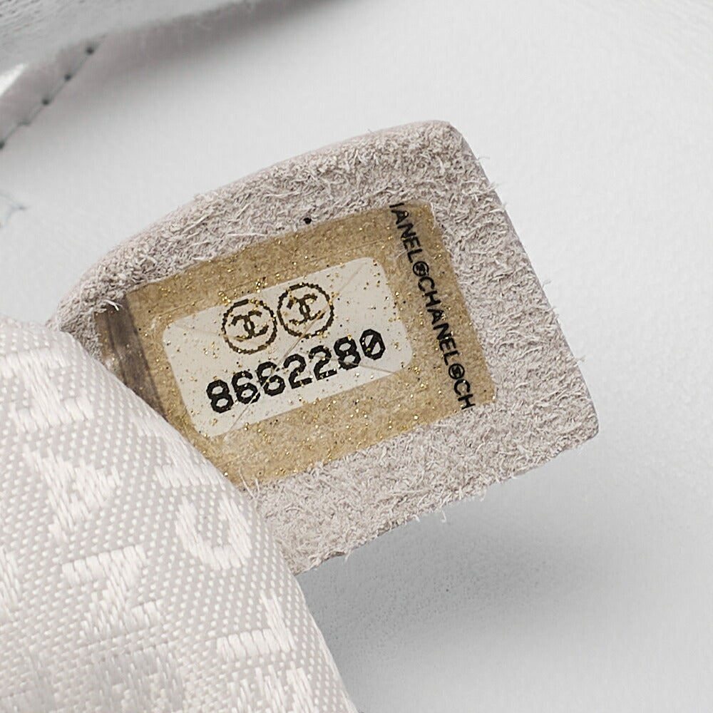 CHANEL Chocolate Bar Camellia Magnet Lock Chain Shoulder Lambskin Light Bull Gold-Tone Hardware, Pre-Owned