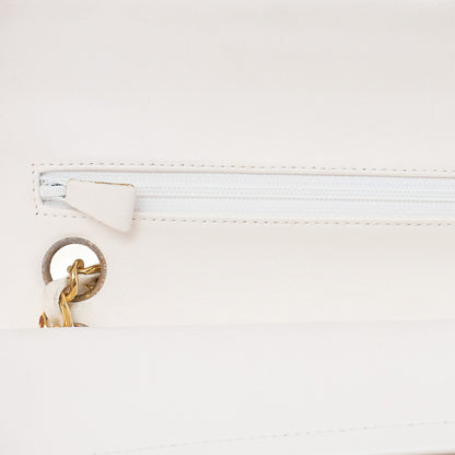 シャネル マトラッセ ダブルフラップ 23cm チェーンショルダー ラムスキン 白 ゴールド金具 中古