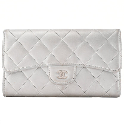 CHANEL Matelasse Bi-Fold Long Wallet Lambskin Silver -Tone Hardware, Pre-Owned