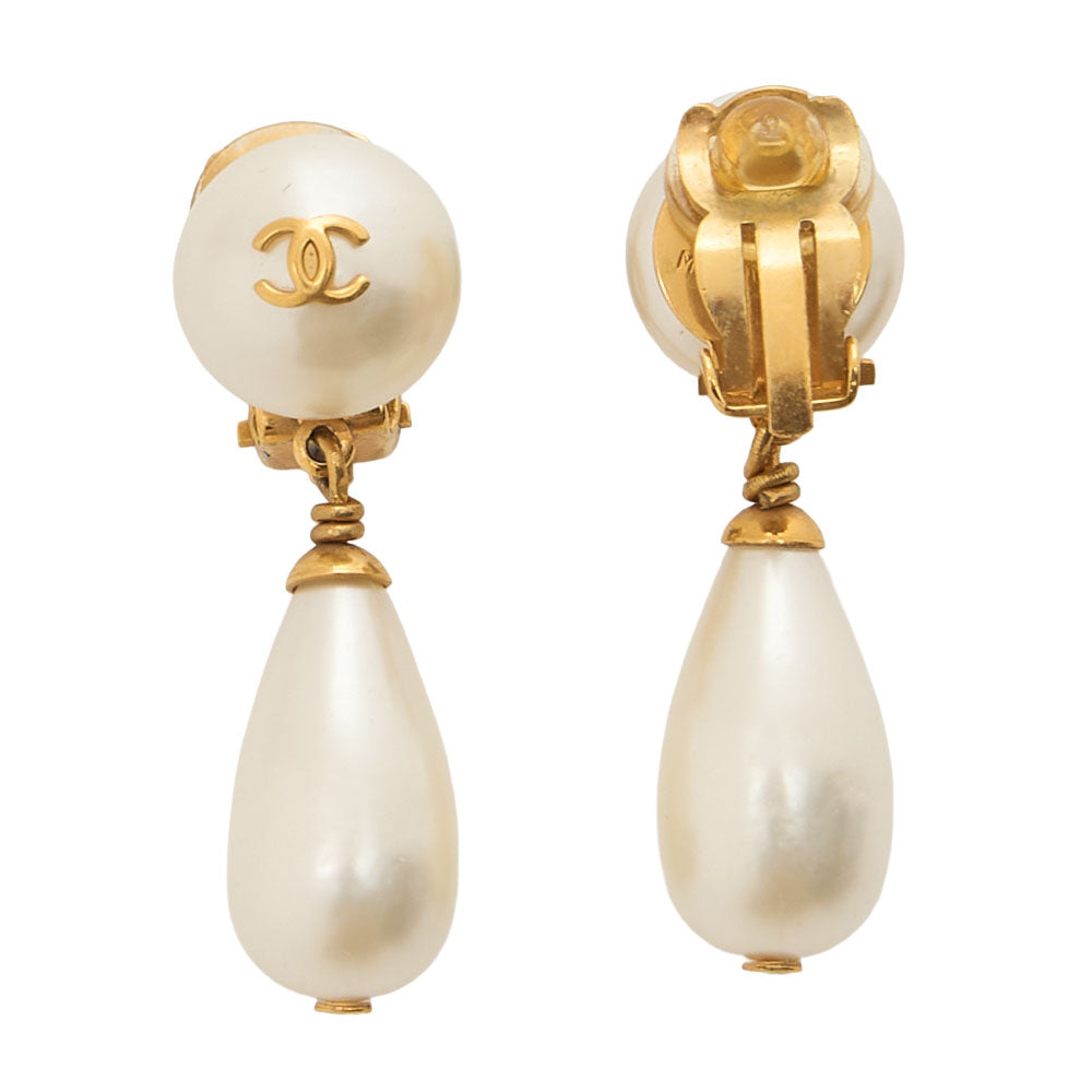 CHANEL Earrings 97P GP x Faux Pearl Gold Gold-Tone Hardware, Pre-Owned