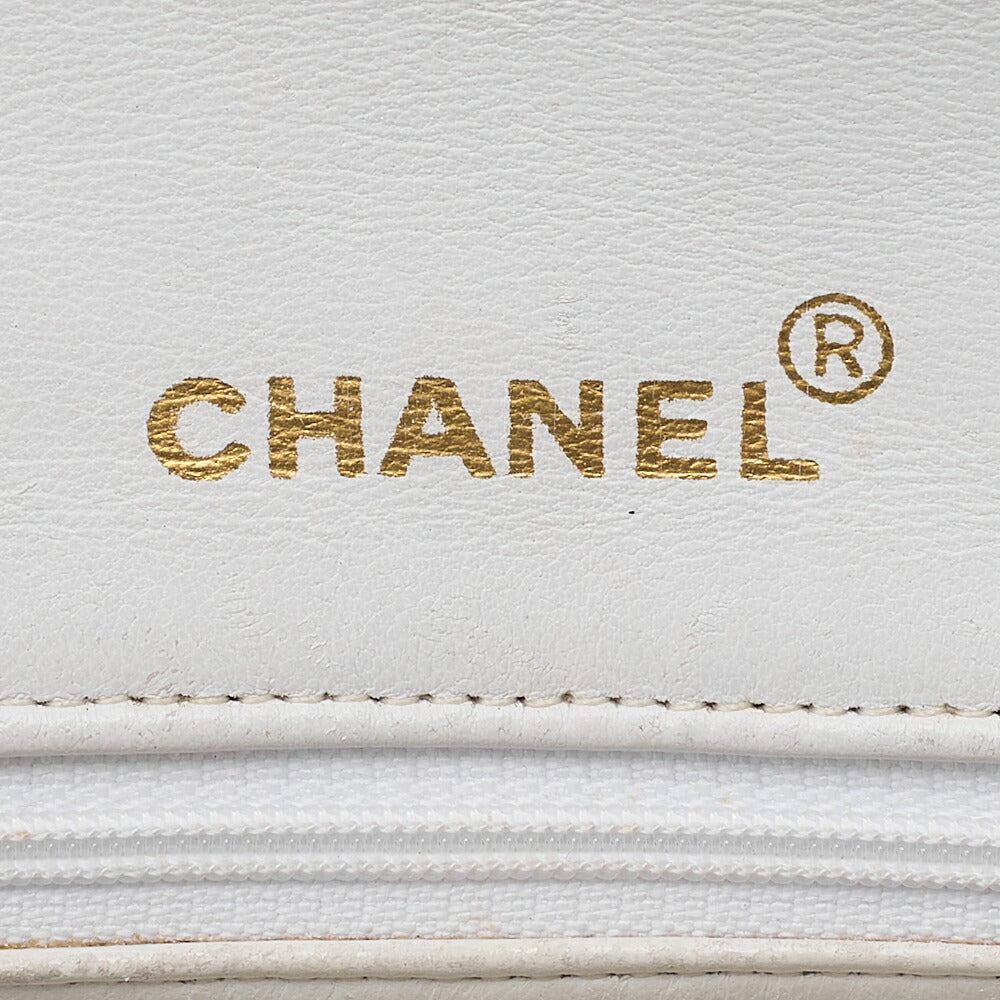 CHANEL Chain Shoulder Bag Mini Matrasse 17cm Lambskin White Single Flap Turnlock Gold-Tone Hardware, Pre-Owned