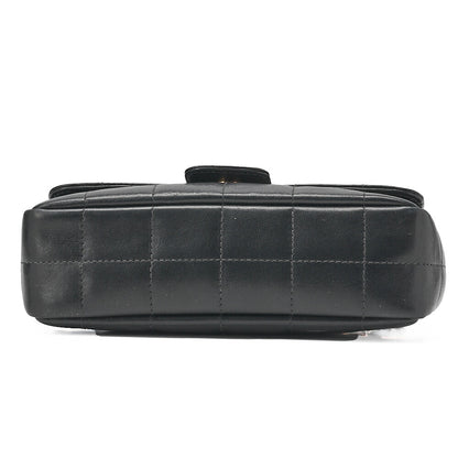 CHANEL Shoulder Bag Shoulder Bag Chocolate Bar Lambskin Black Gold-Tone Hardware, Pre-Owned