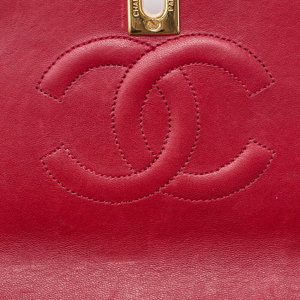 CHANEL Chain Shoulder Bag Matelasse Round Flap Lambskin Red Gold-Tone Hardware, Pre-Owned