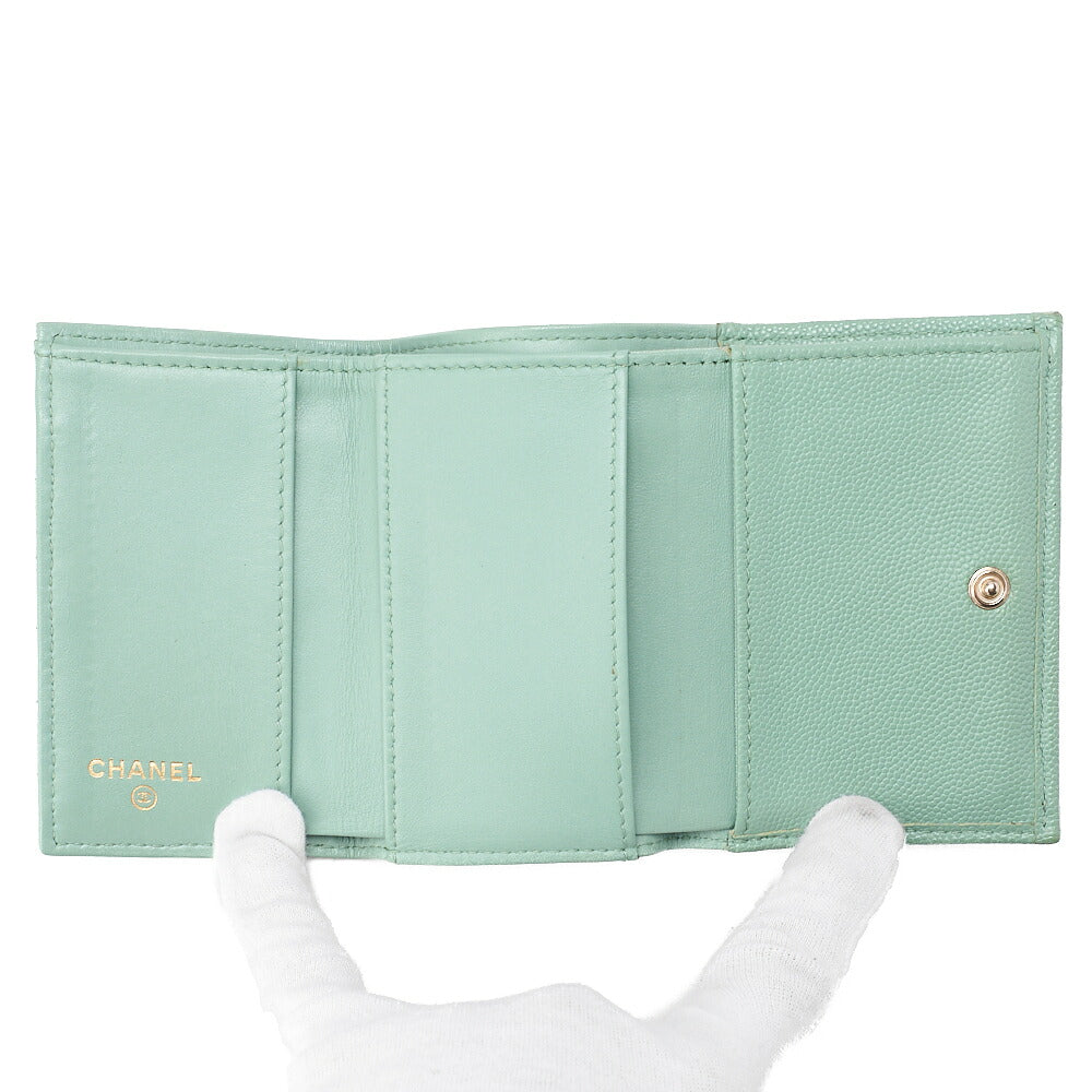シャネル マトラッセ 三つ折り コンパクト財布 キャビアスキン グリーン ゴールド金具 中古