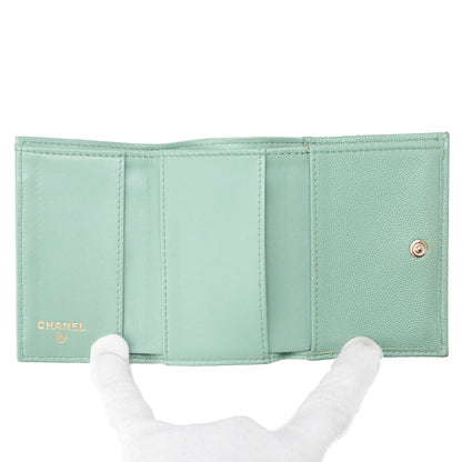 シャネル マトラッセ 三つ折り コンパクト財布 キャビアスキン グリーン ゴールド金具 中古