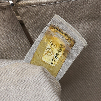 CHANEL Caviar Skin Matelasse Single Flap Chain Shoulder Black Silver-Tone Hardware, Pre-Owned