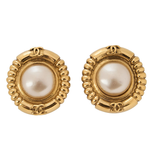 CHANEL Chanel Earrings 23 GP x Faux Pearl Gold Gold-Tone Hardware, Pre-Owned