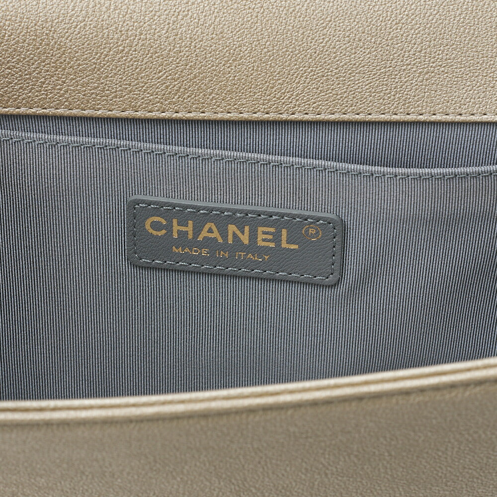 CHANEL ボーイシャネル ボーイシャネル ドバイ限定 チェーンショルダー ラムスキン マルチカラー ゴールド金具 中古品