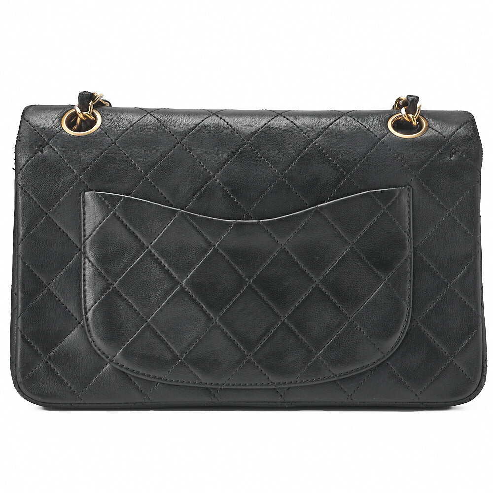 CHANEL チェーンショルダーバッグ マトラッセ23cm ダブルフラップ ラムスキン ブラック ゴールド金具, 中古品