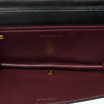 シャネル マトラッセ フル フラップ 23cm プッシュロック チェーンショルダー ラムスキン 黒 ゴールド金具 中古