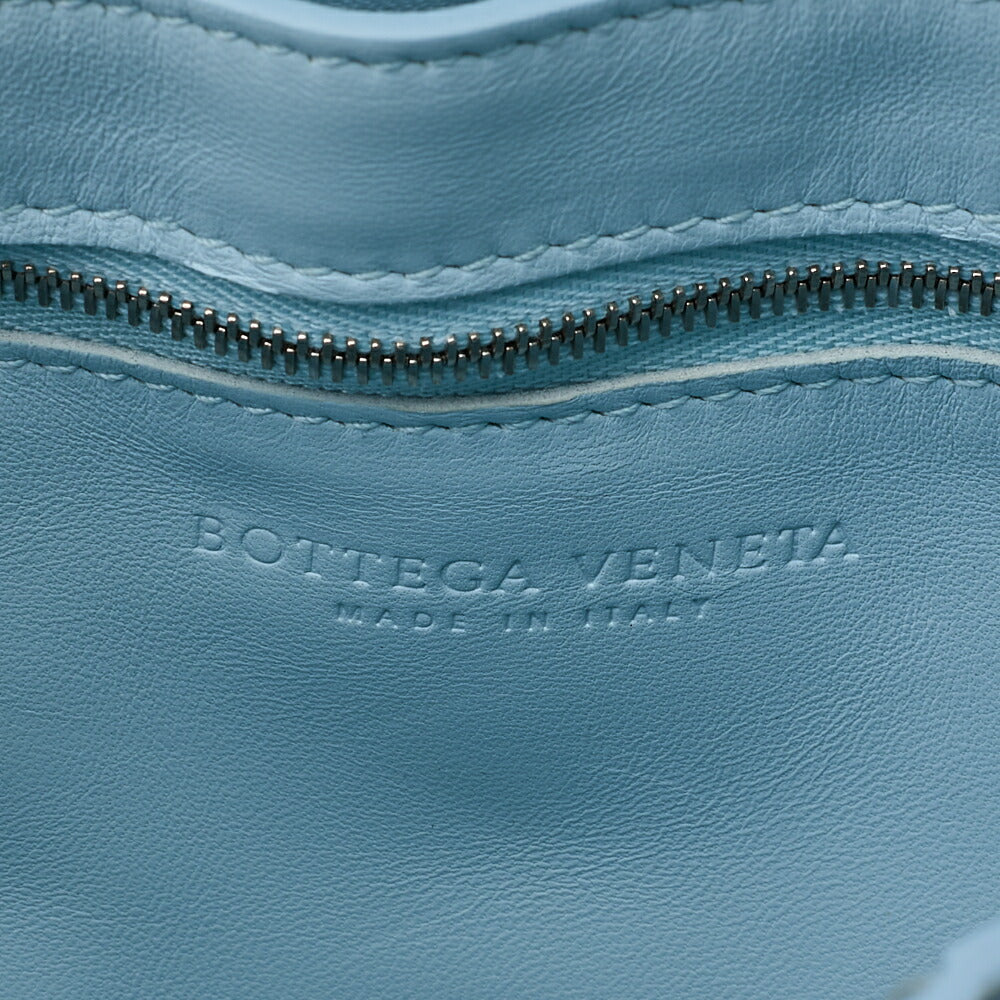 BOTTEGA VENETA イントレチャート ラムスキン パデッドカセット ショルダーバッグ スカイブルー シルバー金具 中古品