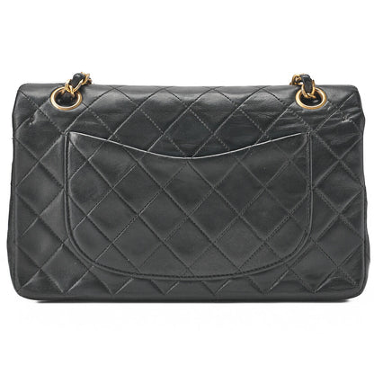 CHANEL チェーンショルダーバッグ マトラッセ23cm ダブルフラップ ラムスキン ブラック ゴールド金具, 中古品