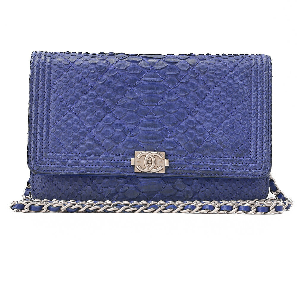 シャネル ボーイシャネル マトラッセ チェーンウォレット パイソン ブルー シルバー金具 中古品