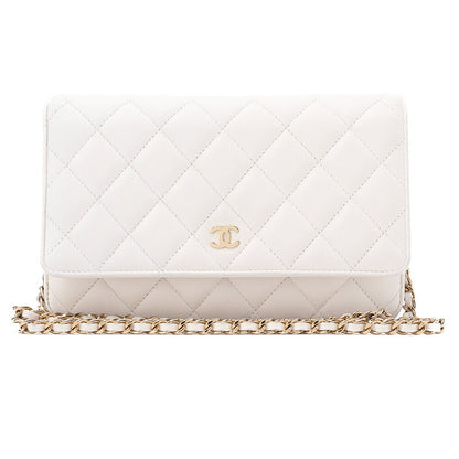 CHANEL マトラッセ チェーンウォレット キャビアスキン ホワイト ゴールド金具 中古品