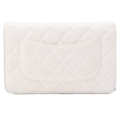 CHANEL マトラッセ チェーンウォレット キャビアスキン ホワイト ゴールド金具 中古品
