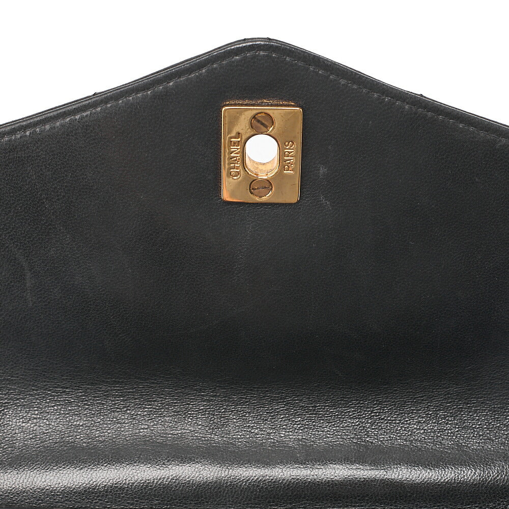 シャネル マトラッセ ターンロック Vフラップ ラムスキン 黒 ゴールド金具 中古 ハンドバッグ