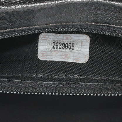 CHANEL マトラッセ ラウンドフラップ ターンロック ショルダーバッグ キャビアスキン 黒 ゴールド金具 中古