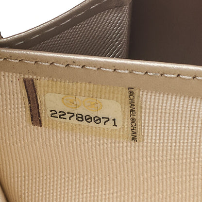 シャネル マトラッセ ラウンド長財布 キャビアスキン ゴールド ゴールド金具 中古品