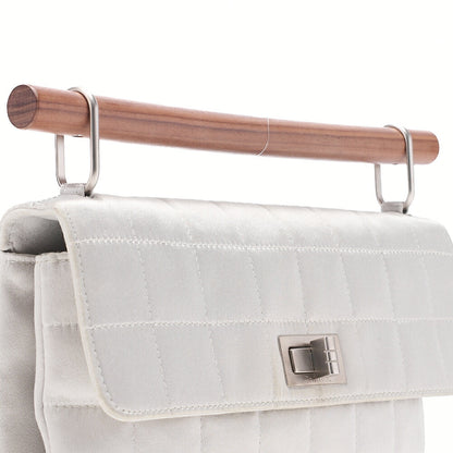 シャネル Choco Bar 2.55 ターンロックウッドハンドバッグ サテン シルバー シルバー金具 中古