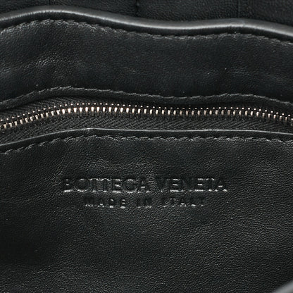 BOTTEGA VENETA イントレチャート ラムスキン パデット カセット ショルダーバッグ ブラック シルバー金具 中古