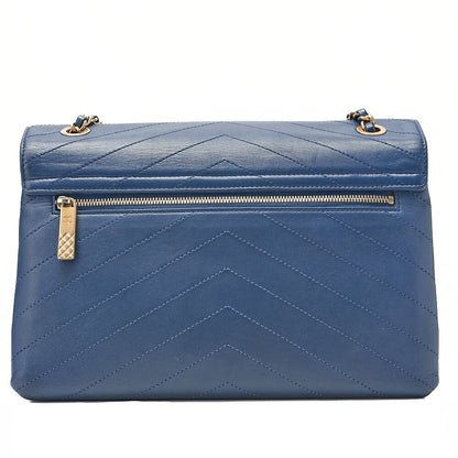 シャネル カーフスキン シェブロン Vフラップ チェーンショルダーバッグ ブルー ゴールド金具 中古品