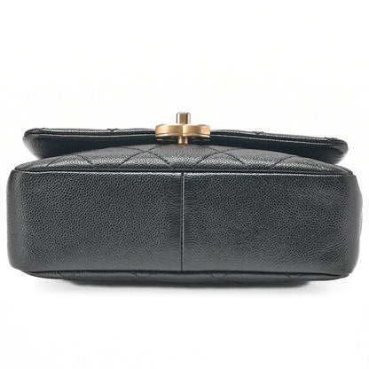 シャネル キャビアスキン マトラッセ ターンロック チェーンショルダーバッグ 黒 ゴールド金具 中古