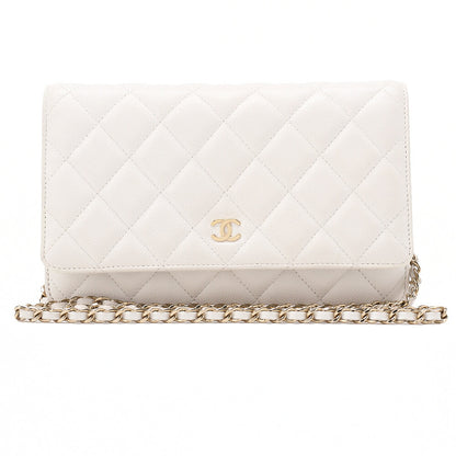 CHANEL シャネル マトラッセ チェーンウォレット キャビアスキン 白 ゴールド金具 中古