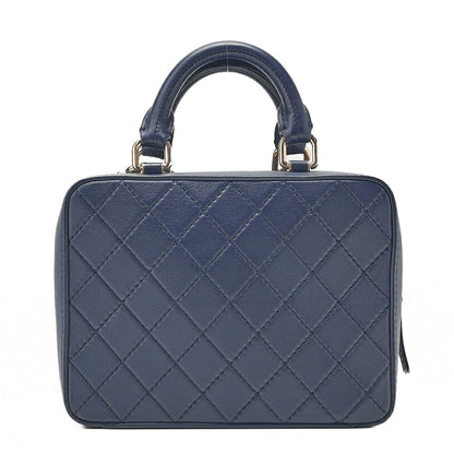 シャネル マトラッセ 2WAY チェーンショルダー スクエア カーフスキン ネイビー ゴールド金具 中古品