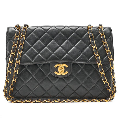 シャネル デカマトラッセ30 ターンロック チェーンショルダーバッグ ラムスキン ブラック ゴールド金具 中古
