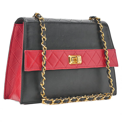 CHANEL マトラッセ 台形 2.55ロック シングル フラップ チェーンショルダー ラムスキン ブラック×レッド ゴールド金具, 中古