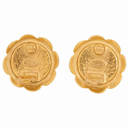 CHANEL Coco Mark Faux Pearl Floral 97P Earrings GP x Faux Pearl Gold (Gold Plating) Gold -Tone Hardware, Pre-Owned