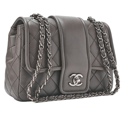 CHANEL Chanel Matelasse Lambskin Turn Lock Single Chain Shoulder Khaki Silver-Tone Hardware, Pre-Owned