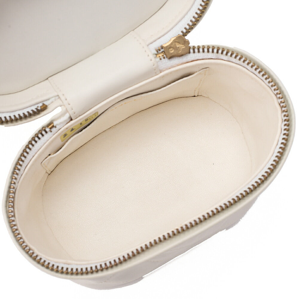CHANEL Lambskin Matelasse Fringe with Lid Chain Shoulder White Gold-Tone Hardware, Pre-Owned