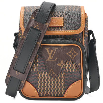 LOUIS VUITTON Louis Vuitton Damier Giant Amazon NIGO Collaboration Messenger N40357 Brown Black-Tone Hardware, Pre-Owned