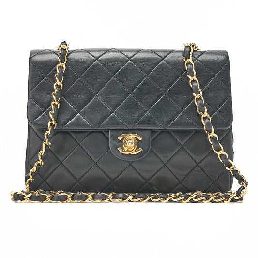 CHANEL Chain Shoulder Bag Minimat Telass? 20cm Lambskin Black Gold-Tone Hardware, Pre-Owned
