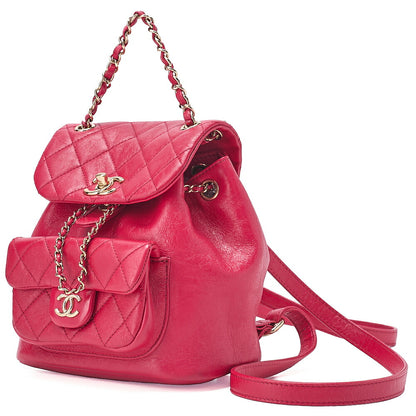 CHANEL Wrinkled Enamel x Lamb Matelasse Turn Lock Chain Backpack Drawstring Type Chain Shoulder Red Gold-Tone Hardware, Pre-Owned