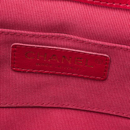 CHANEL Wrinkled Enamel x Lamb Matelasse Turn Lock Chain Backpack Drawstring Type Chain Shoulder Red Gold-Tone Hardware, Pre-Owned
