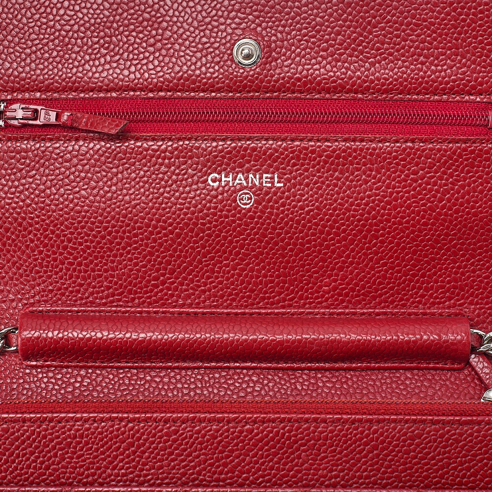 CHANEL Matelasse Chain Wallet Caviskin Red Silver-Tone Hardware, Pre-Owned