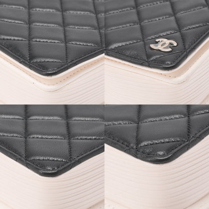 CHANEL Lambskin Minimat Telass? Full Flap 19cm Book Motif Push Lock Chain Shoulder Black x White Gold-Tone Hardware, Pre-Owned
