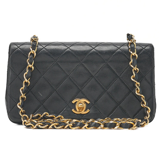 CHANEL Lambskin Minimat Telass? 19cm Full Flap Chain Shoulder Black Gold-Tone Hardware, Pre-Owned