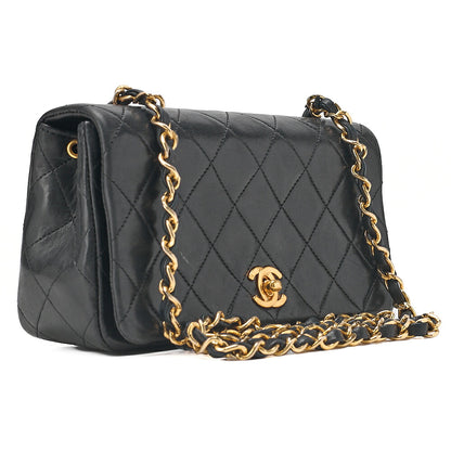 CHANEL Lambskin Minimat Telass? 19cm Full Flap Chain Shoulder Black Gold-Tone Hardware, Pre-Owned