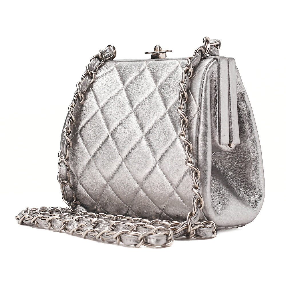 CHANEL Lambskin Matelasse Kiss Clasp Chain Shoulder Silver Silver-Tone Hardware, Pre-Owned