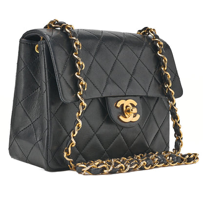 CHANEL Chain Shoulder Bag Minimat Lesser 17cm Lambskin Black Gold-Tone Hardware, Pre-Owned