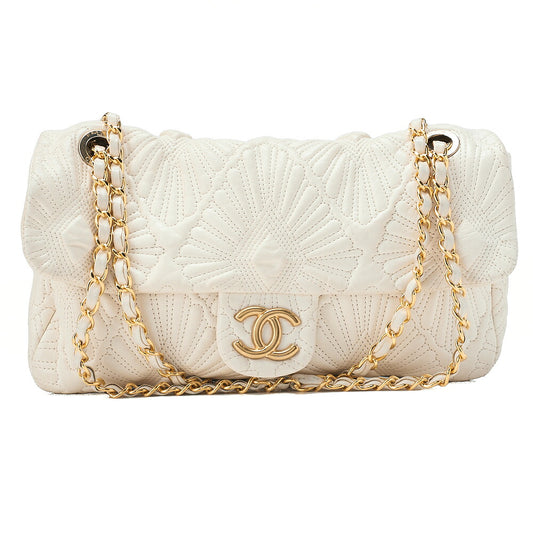 CHANEL Calfskin Diamond Stitch Single Flap Chain Shoulder Bag White Gold-Tone Hardware, Pre-Owned