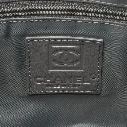 CHANEL Coco Mark Sports Line Tote Bag Lambskin x Fur x Canvas Green Silver-Tone Hardware, Pre-Owned