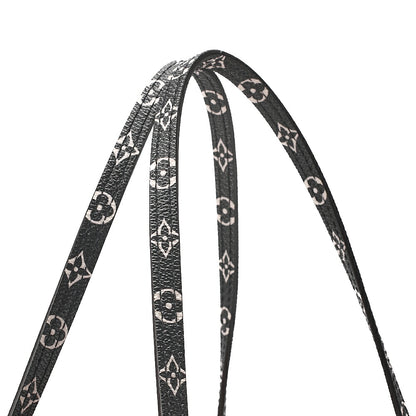 LOUIS VUITTON Louis Vuitton Monogram Jungle Never Full MM Hand Shoulder Bag with Pouch M44676 RFID Responsive GI3169 Black x Brown x Multicolor Gold-Tone Hardware, Pre-Owned