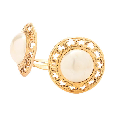 CHANEL Pearl Earrings 25 GP X Faux Pearl Gold (Gold Plating) Gold-Tone Hardware, Pre-Owned