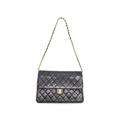 CHANEL Shoulder Bag, Matelasse Push Lock Chain Shoulder, Lambskin, Black, Gold-Tone Hardware, Pre-Owned - Vintage La Charme