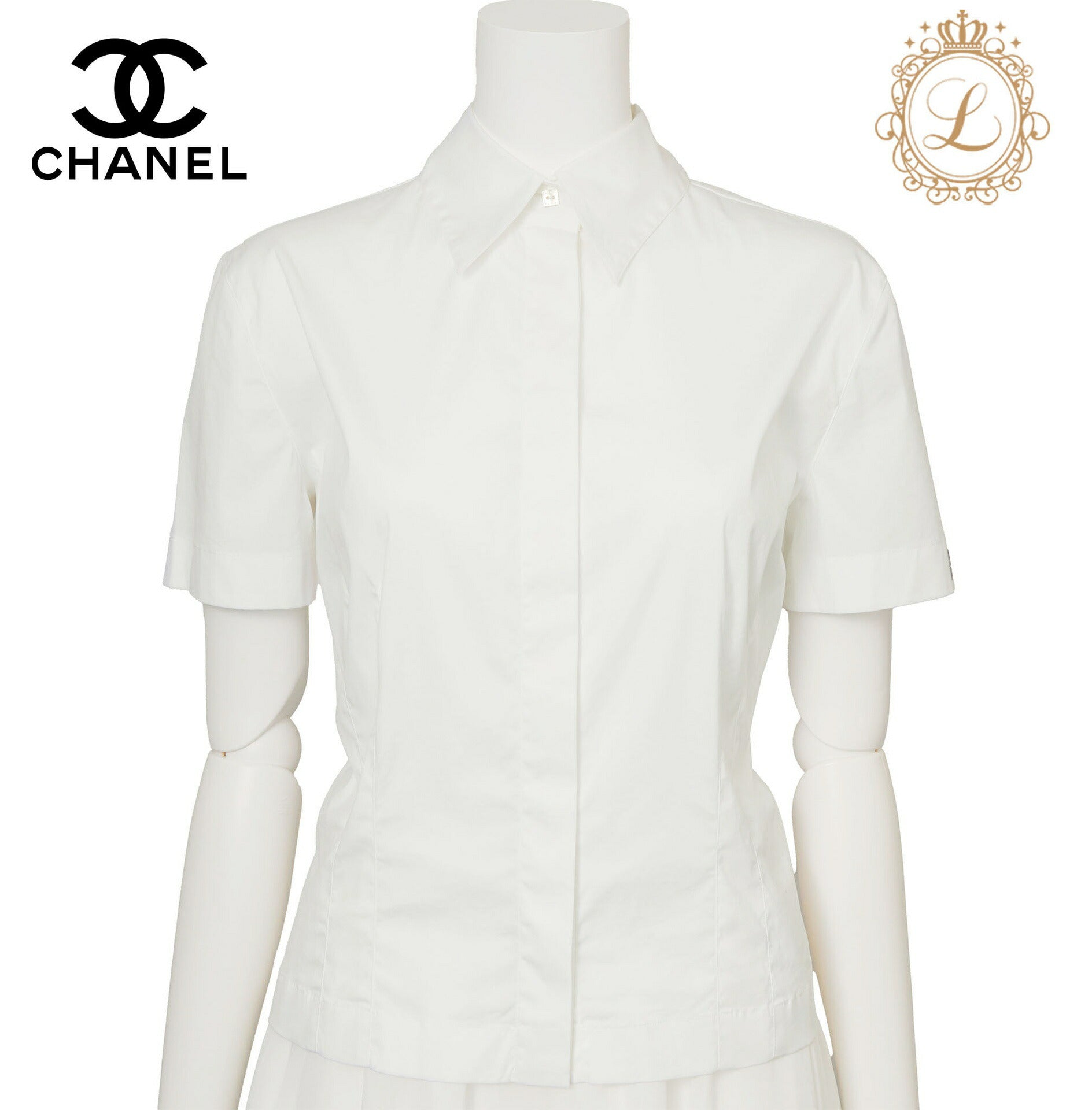 CHANEL Short Sleeve Shirt Blouse T-Shirt, Coco Mark, Cotton Blend, White, Silver-Tone Hardware, Pre-Owned - Vintage La Charme