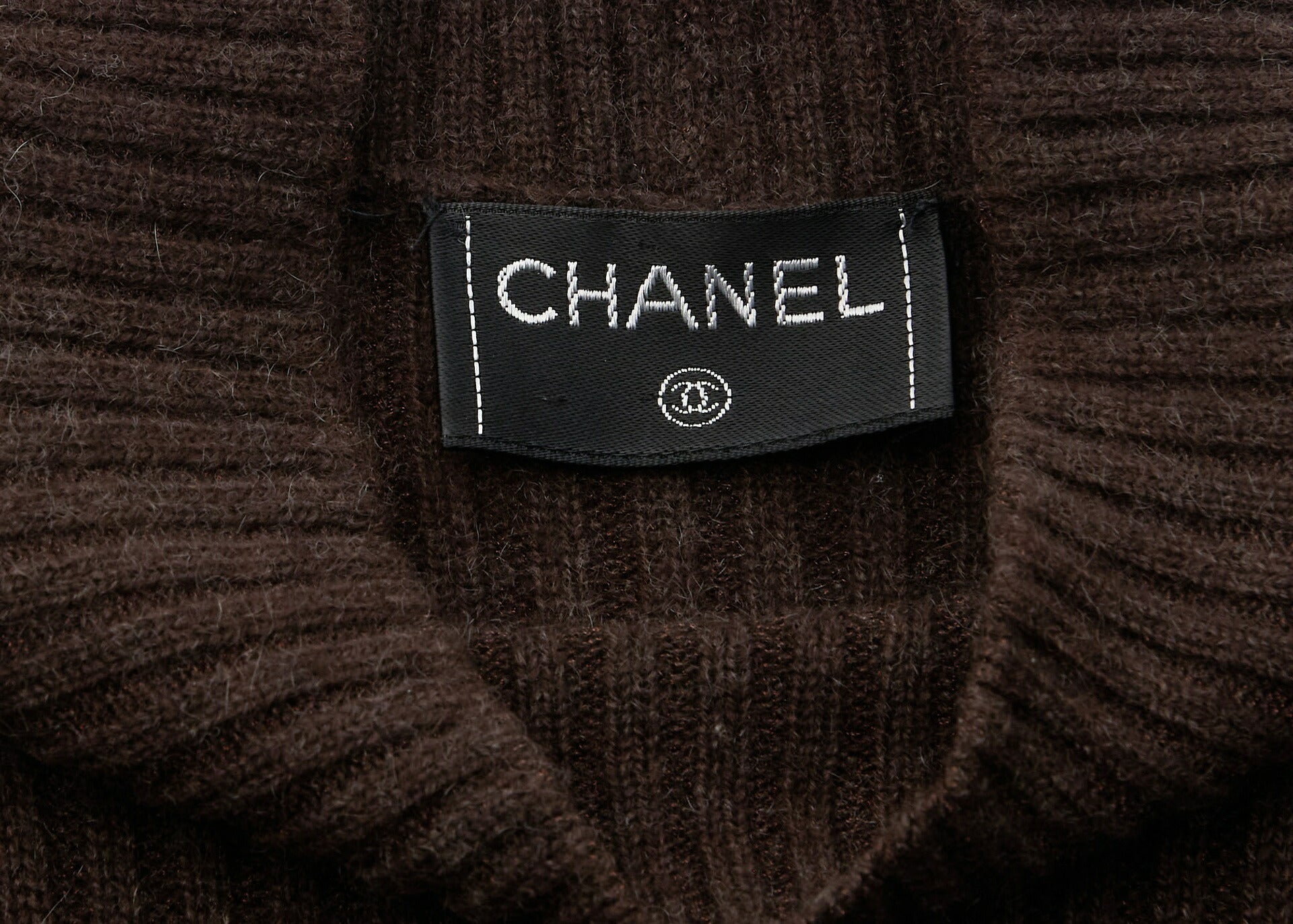 CHANEL Dress, Knit, Cashmere Rayon Nylon Blend, Brown, Gold-Tone Hardware, Pre-Owned - Vintage La Charme
